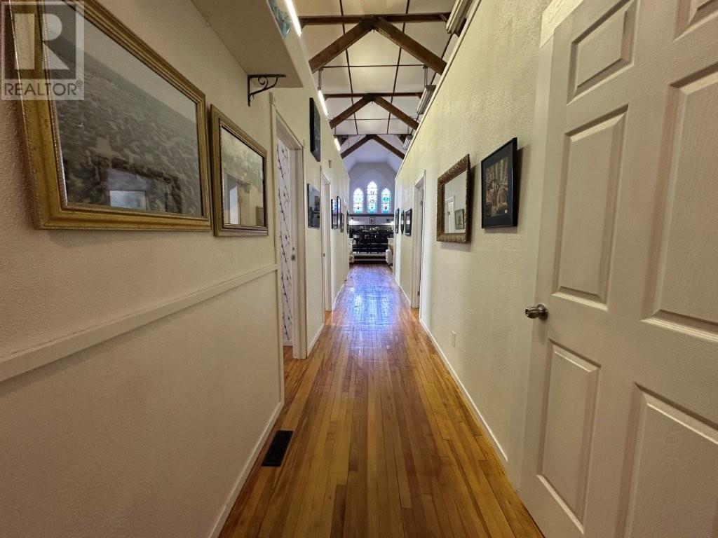 19 White Boulevard - 8