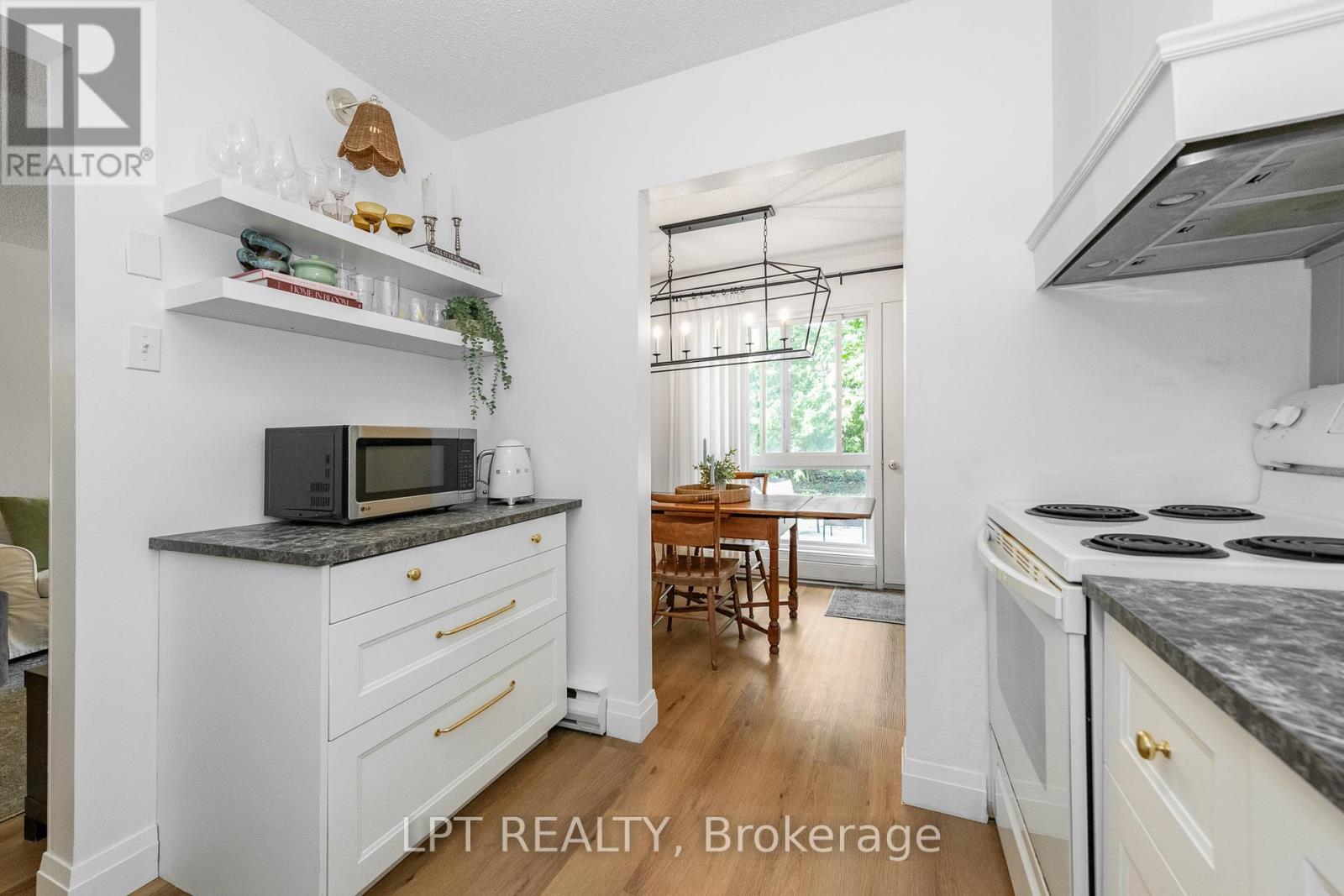 #7J 2080 OGILVIE ROAD - 16