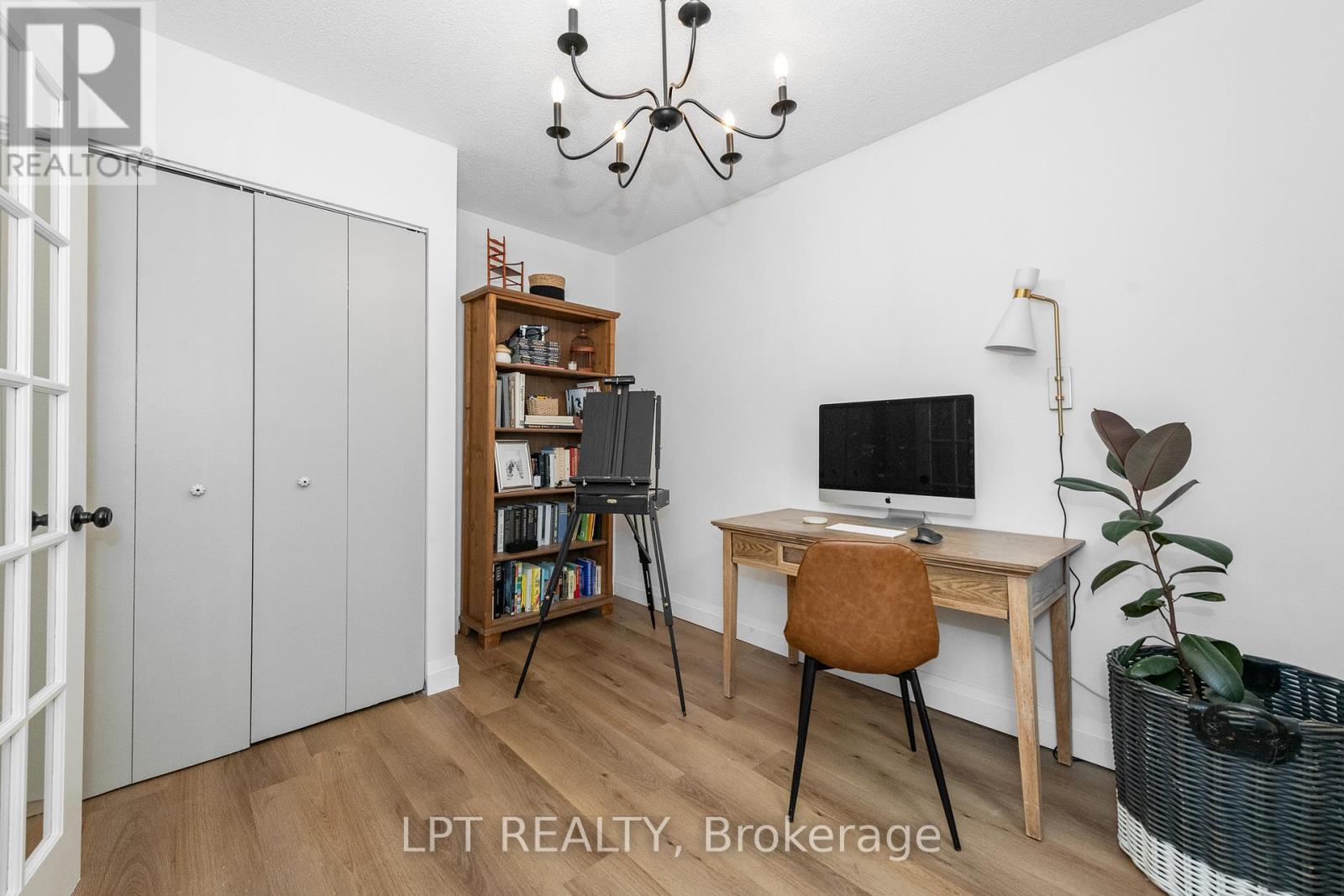 #7J 2080 OGILVIE ROAD - 17