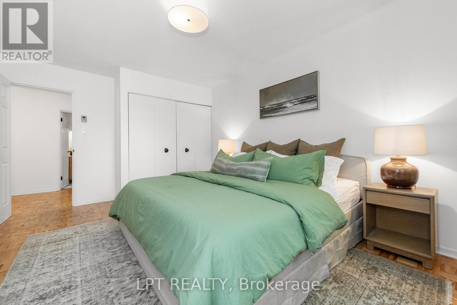 #7J 2080 OGILVIE ROAD - 24