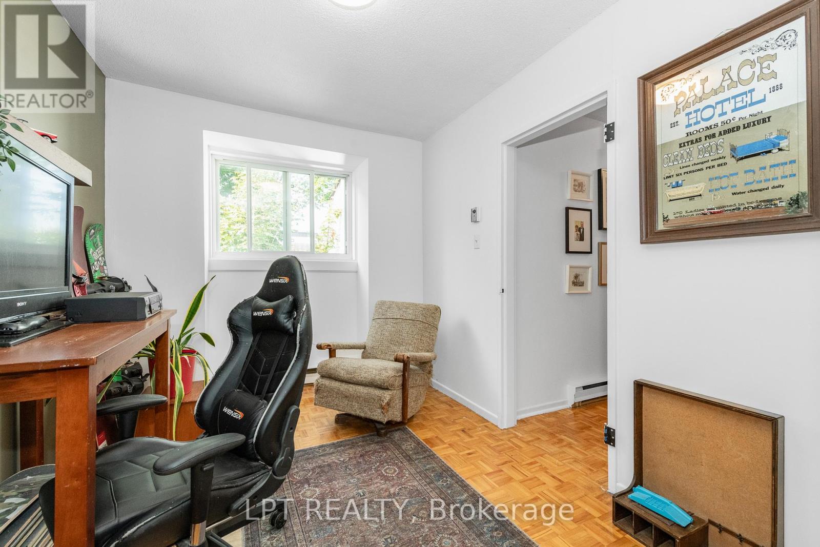 #7J 2080 OGILVIE ROAD - 26