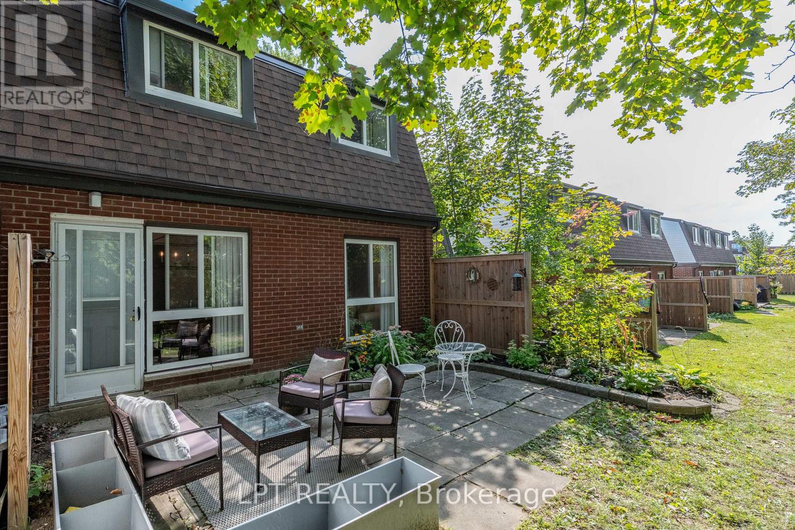 #7J 2080 OGILVIE ROAD - 3