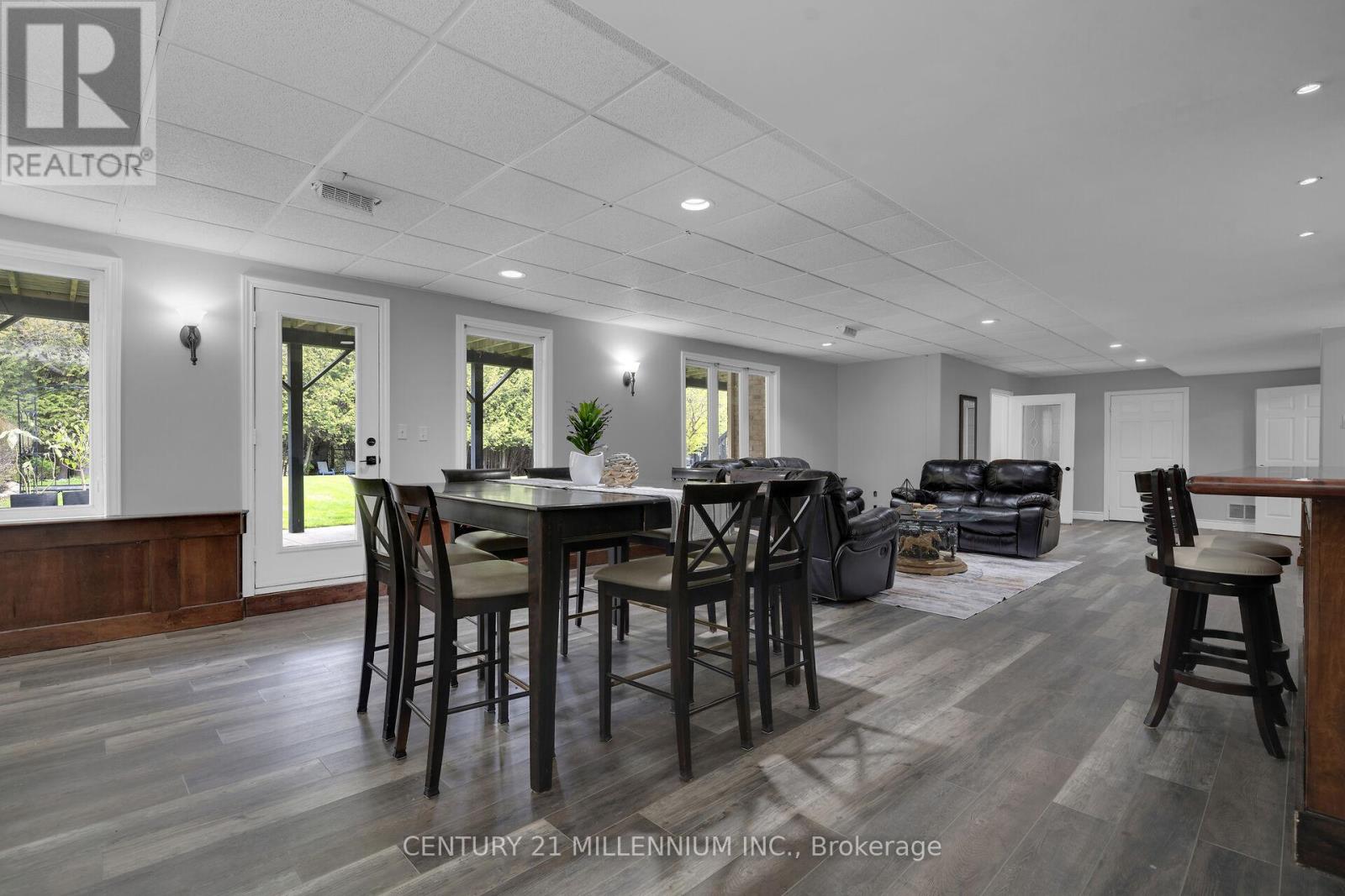 49 WATERFORD DRIVE - 37