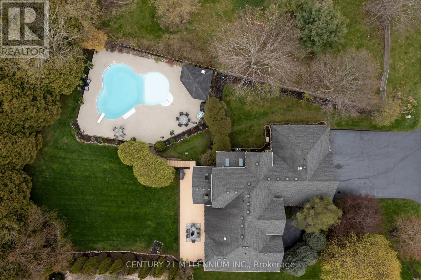 49 WATERFORD DRIVE - 49