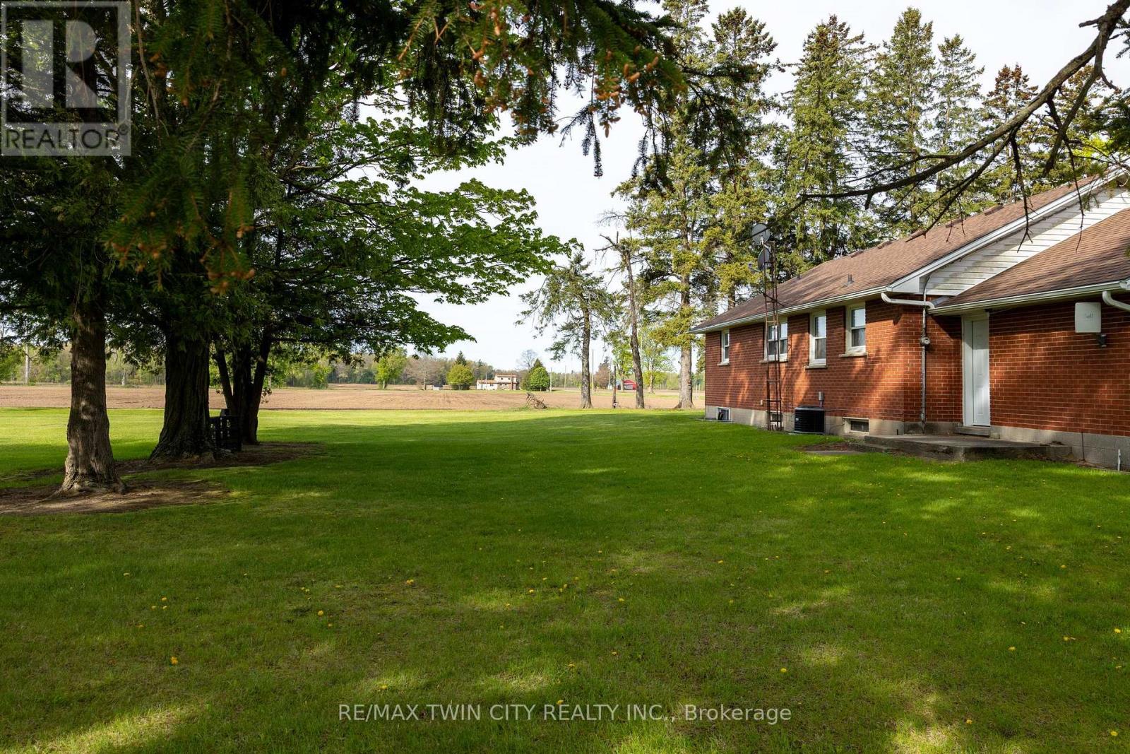 522 ELLIS AVENUE - 11