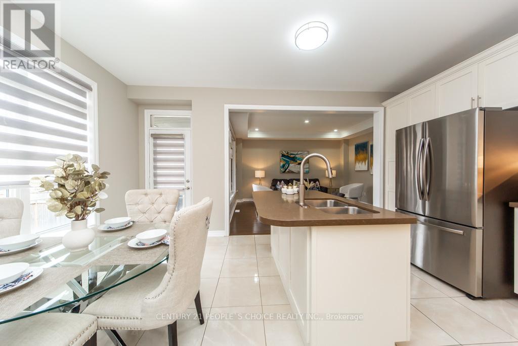 374 BEGONIA GARDENS - 15