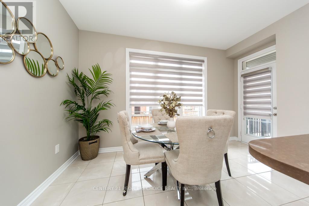 374 BEGONIA GARDENS - 14