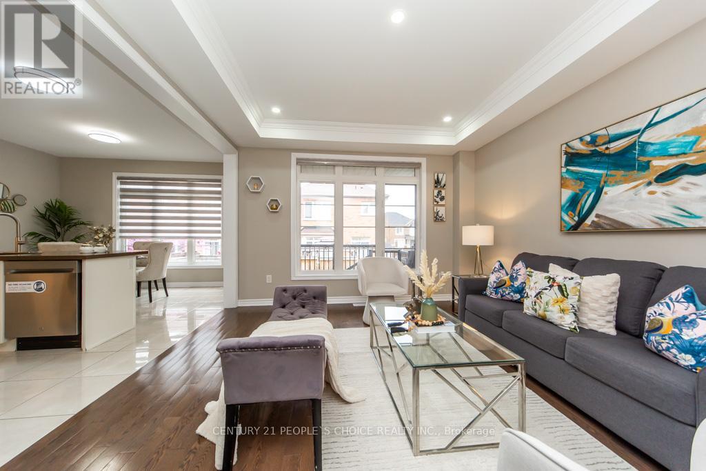 374 BEGONIA GARDENS - 8