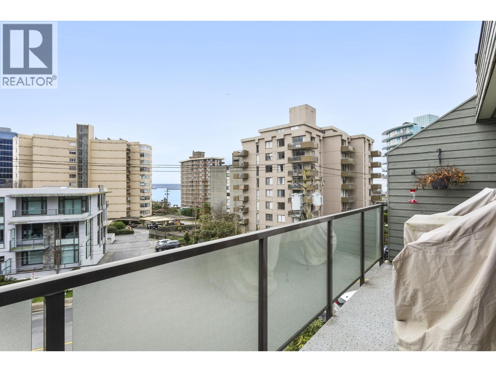 403 2119 BELLEVUE AVENUE, West Vancouver