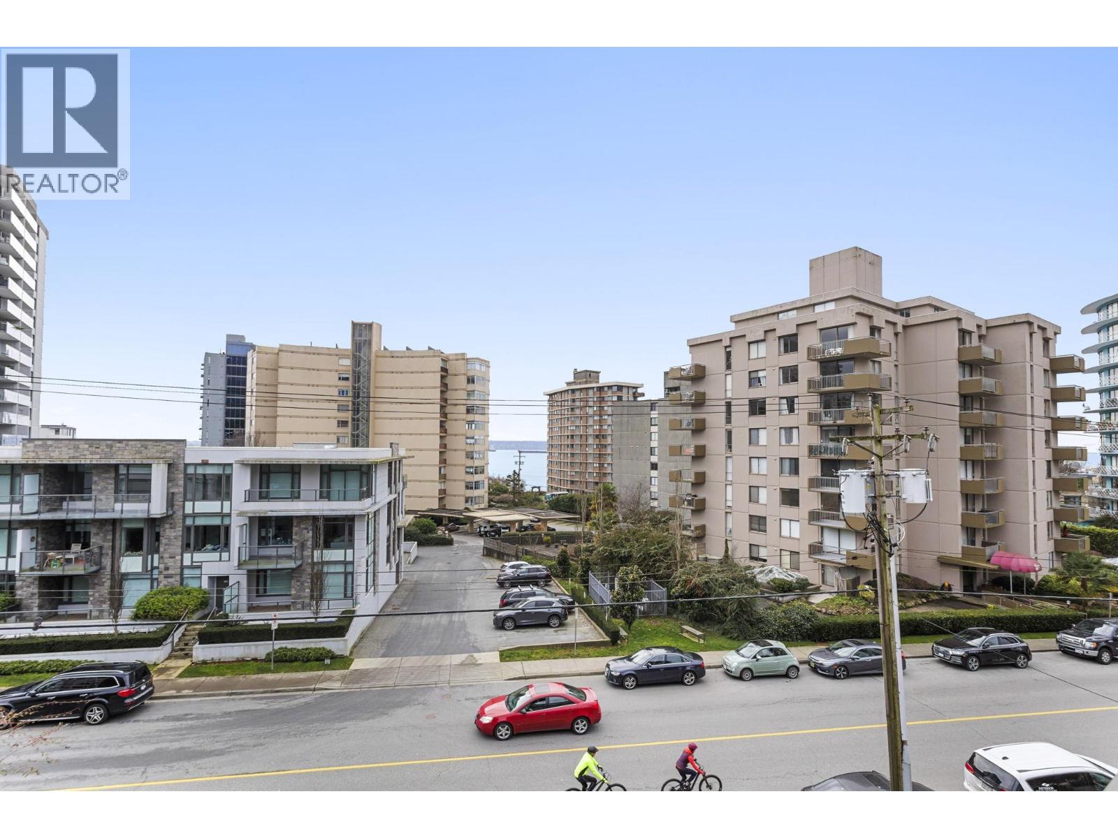 403 2119 BELLEVUE AVENUE, West Vancouver