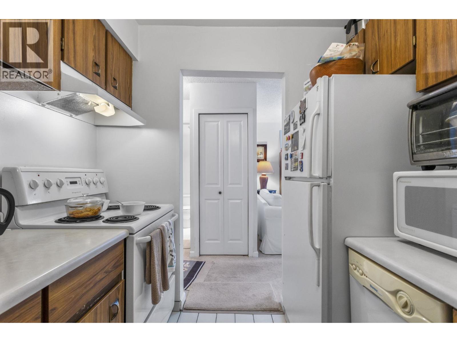 403 2119 BELLEVUE AVENUE, West Vancouver