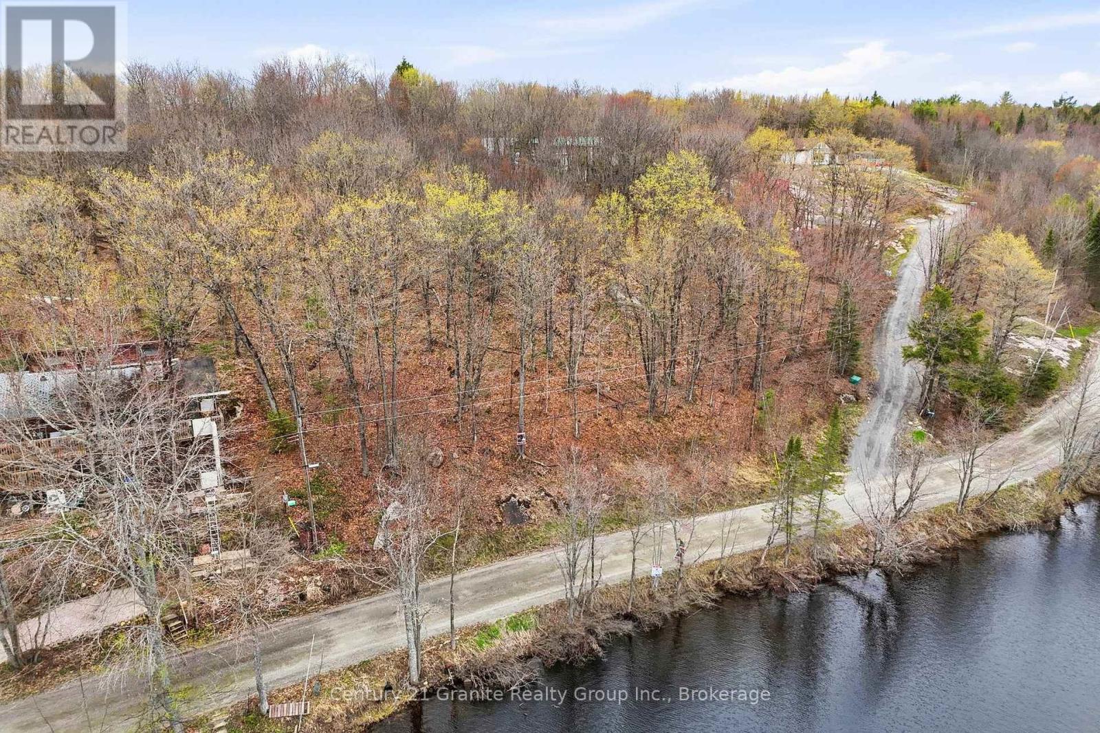 Pt Lt 6 Brady Lake Road — photo 23