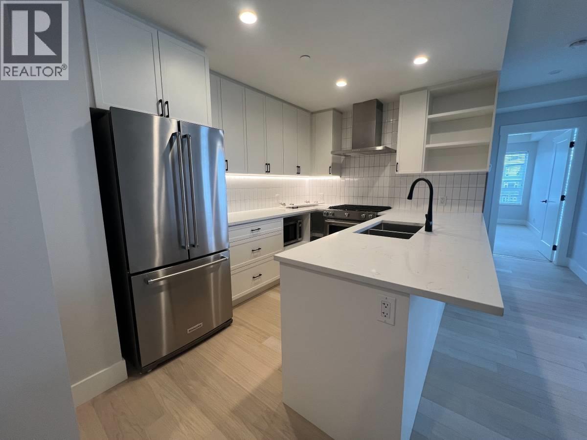 212 22226 BROWN AVE, Maple Ridge