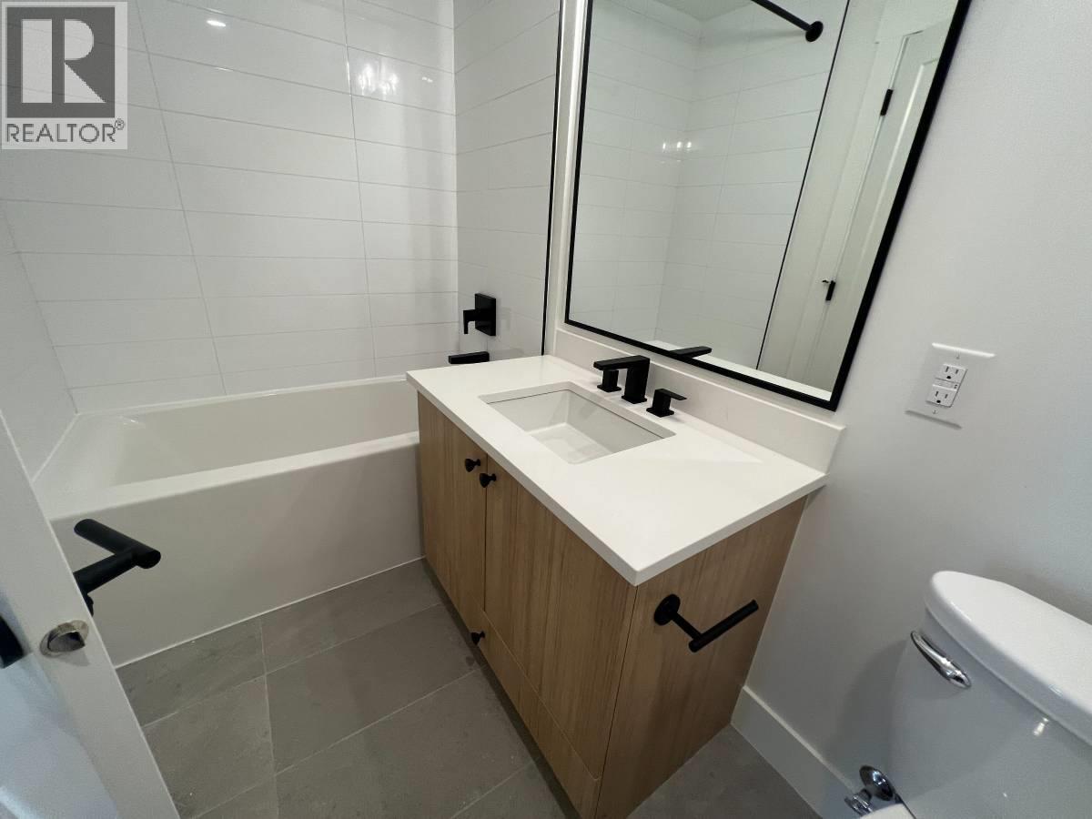 212 22226 BROWN AVE, Maple Ridge