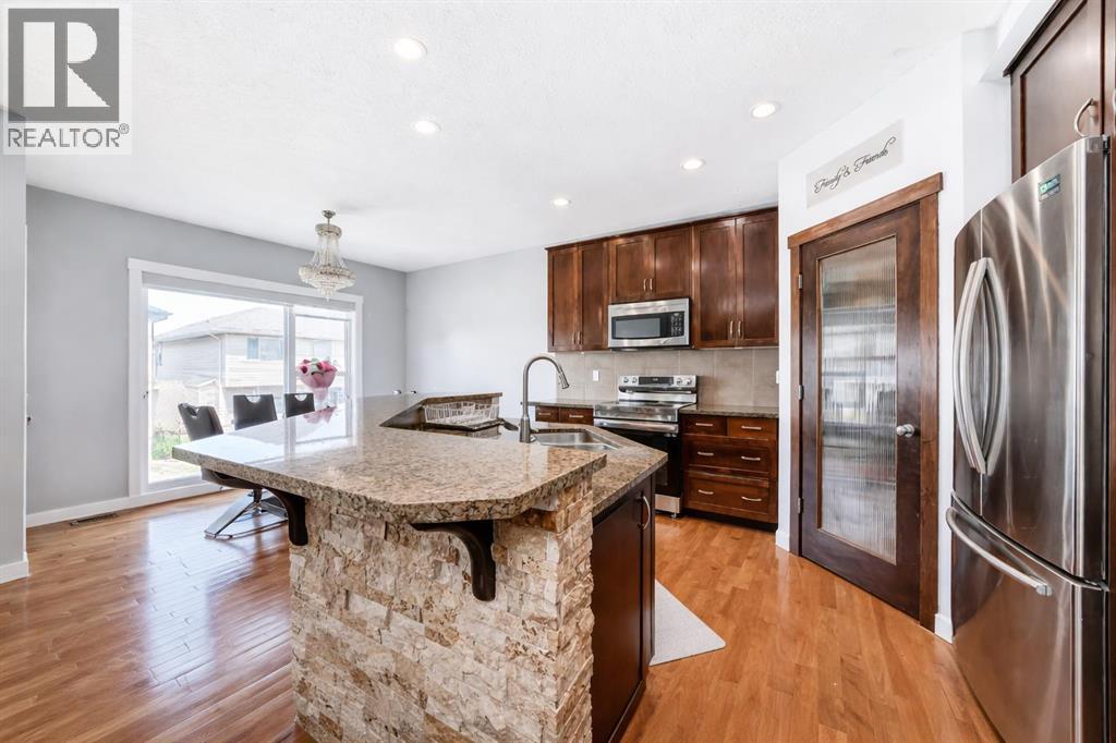 104 Panamount Terrace NW - 4