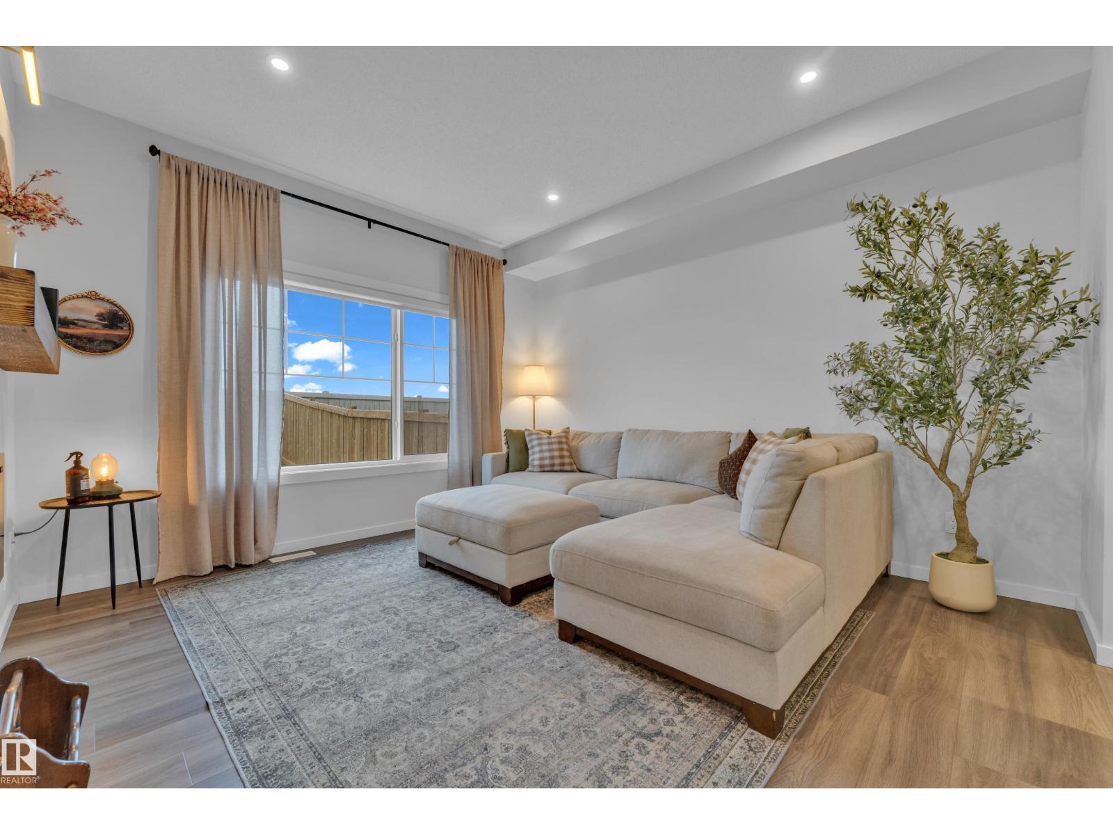 17319 2 ST NW NE - 10