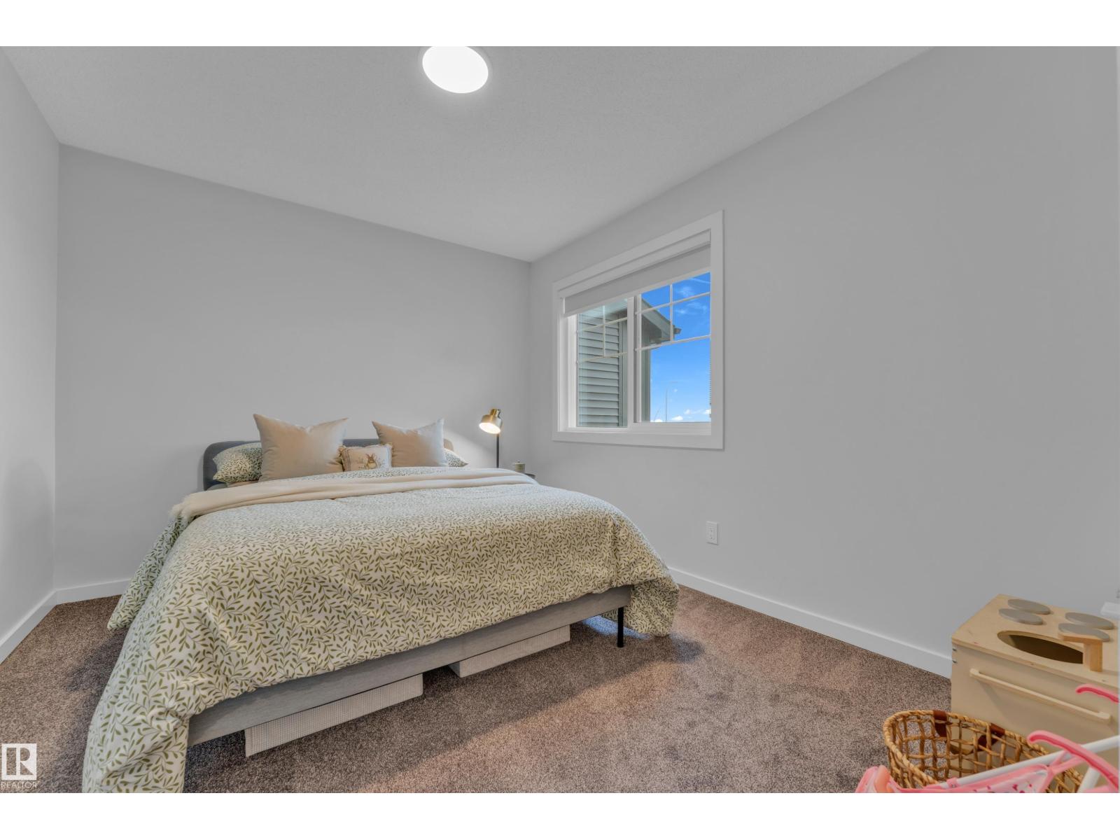17319 2 ST NW NE - 18