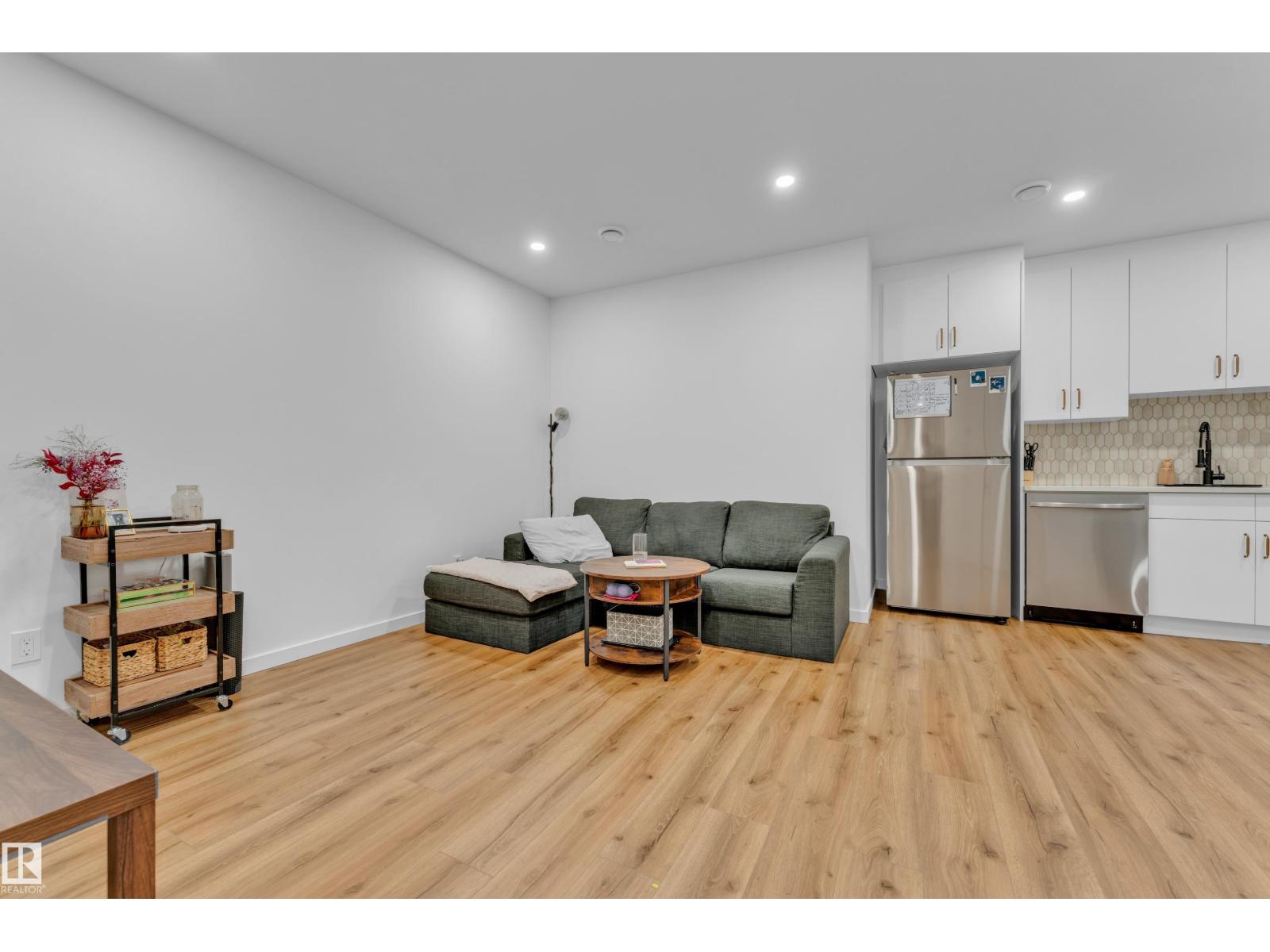 17319 2 ST NW NE - 31