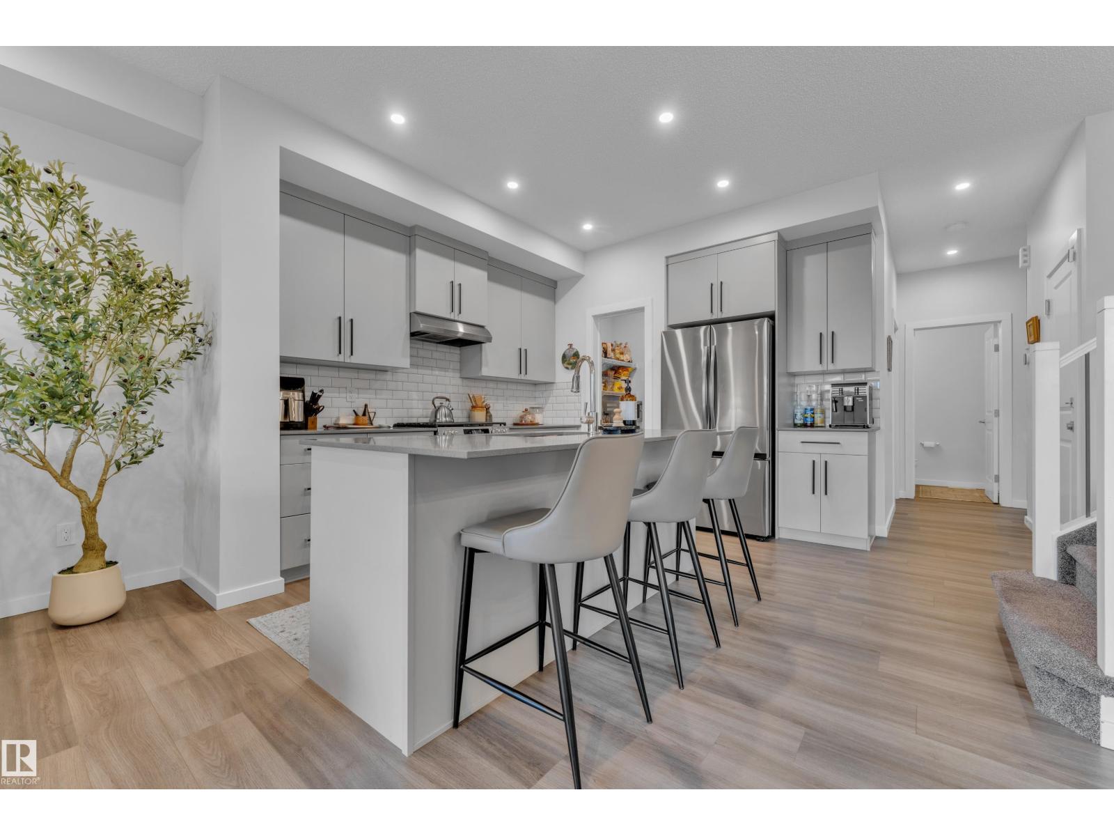 17319 2 ST NW NE - 9