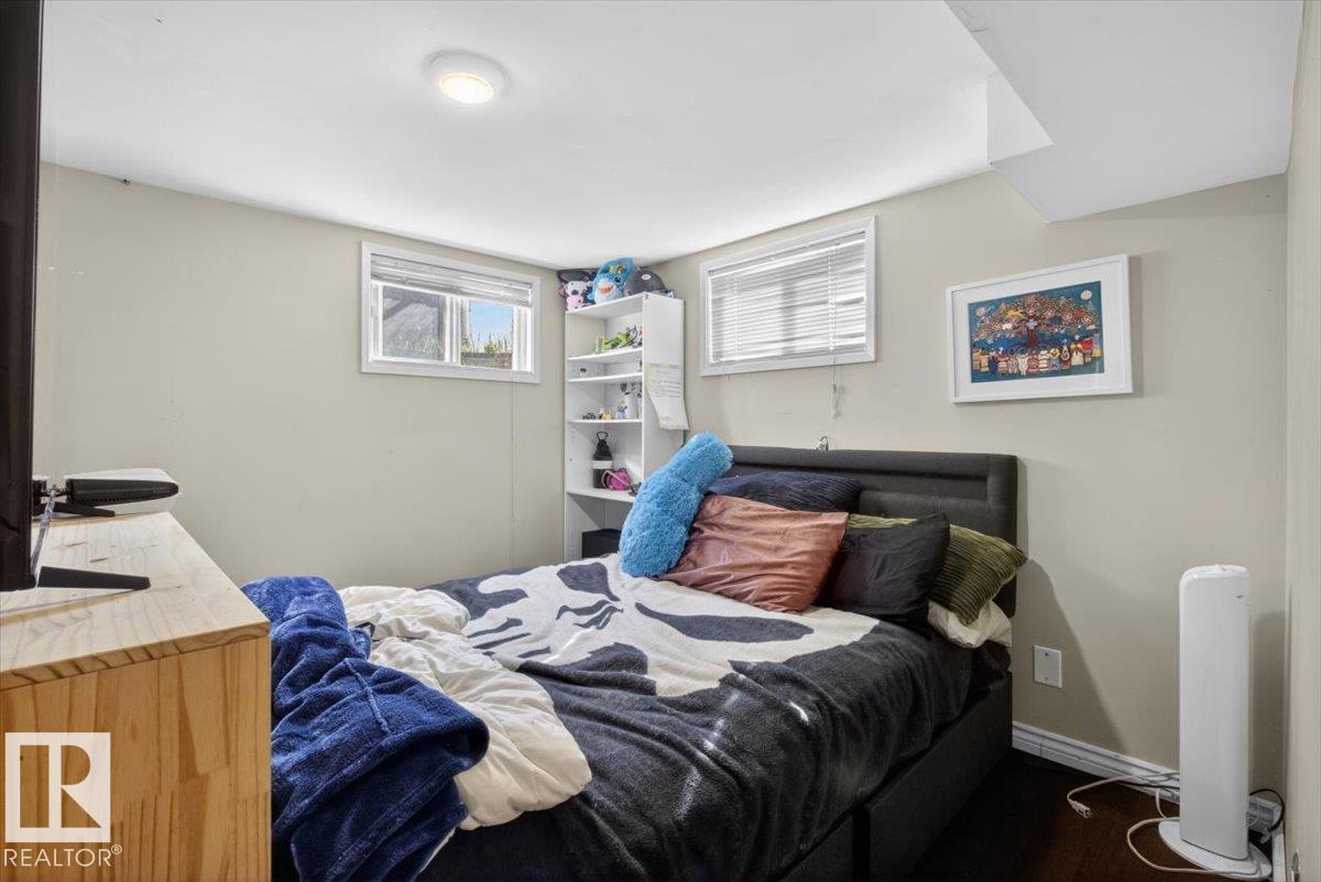 11813 39 ST NW - 35