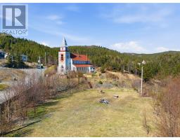 2 Anglican Church Road thumbnail 20