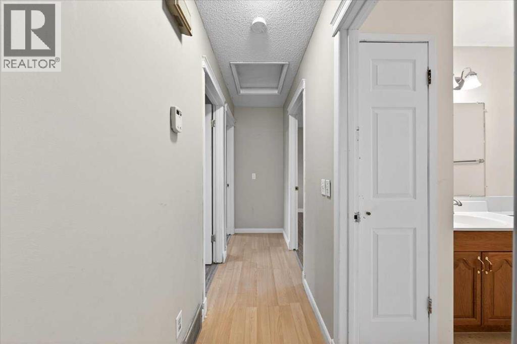 4748 Rundlehorn Drive NE - 21