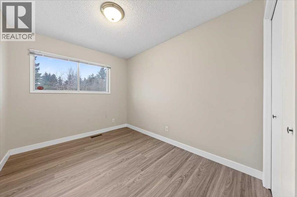4748 Rundlehorn Drive NE - 27