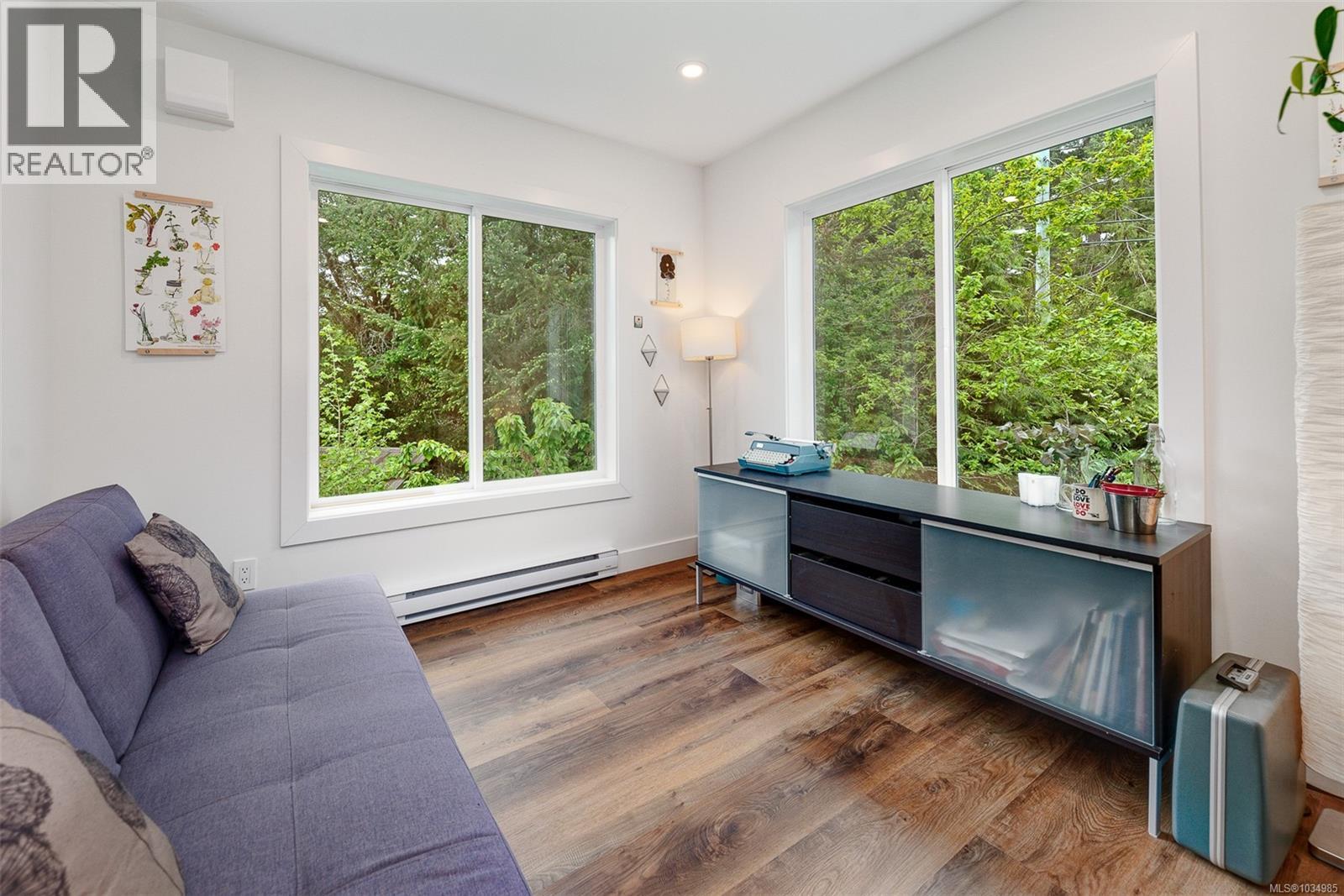 841 Burrill Rd - 18