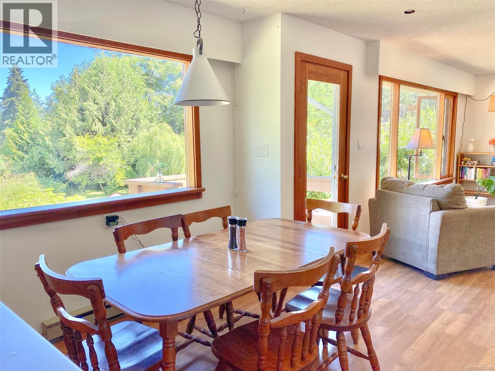 841 Burrill Rd - 31