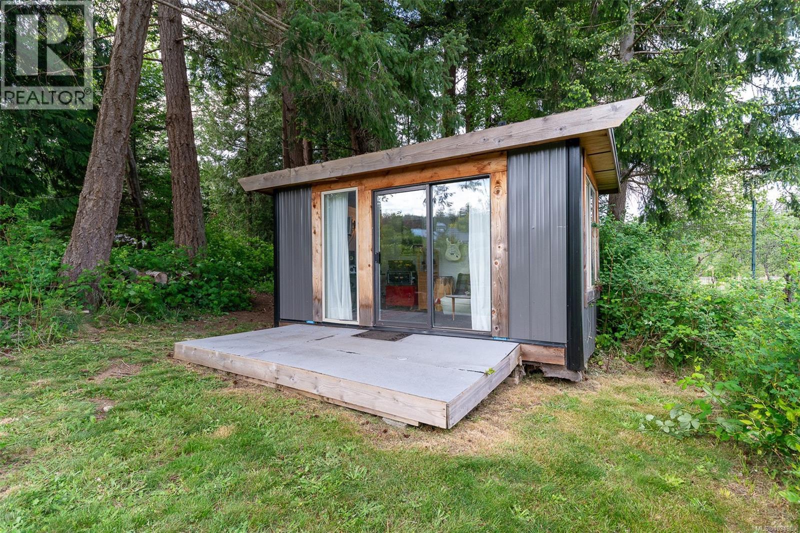 841 Burrill Rd - 57