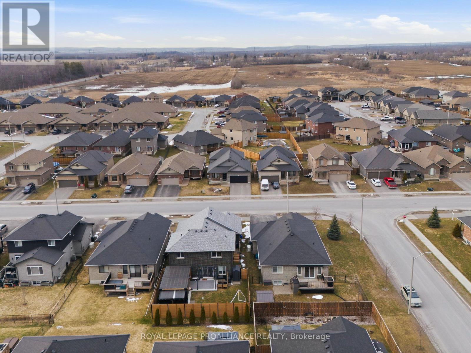 22 KEMPTON AVENUE - 5