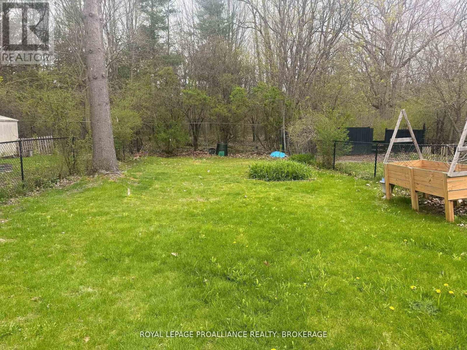 614 BARNSLEY CRESCENT - 22