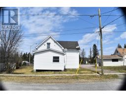 10494 & 10496 Highway 17, West Nipissing, ON P0M2M0 Photo 11