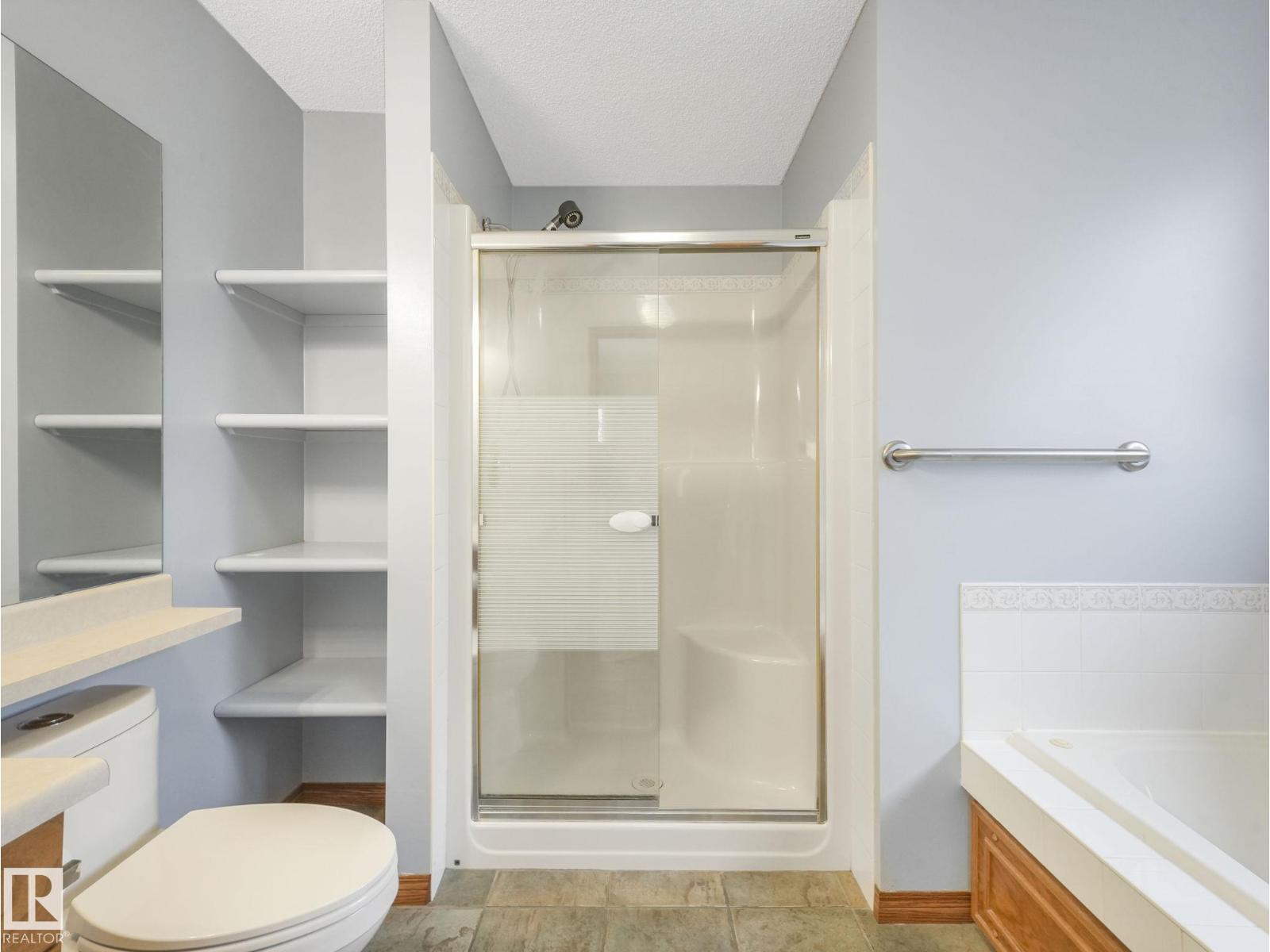 11704 11 AV NW - 27