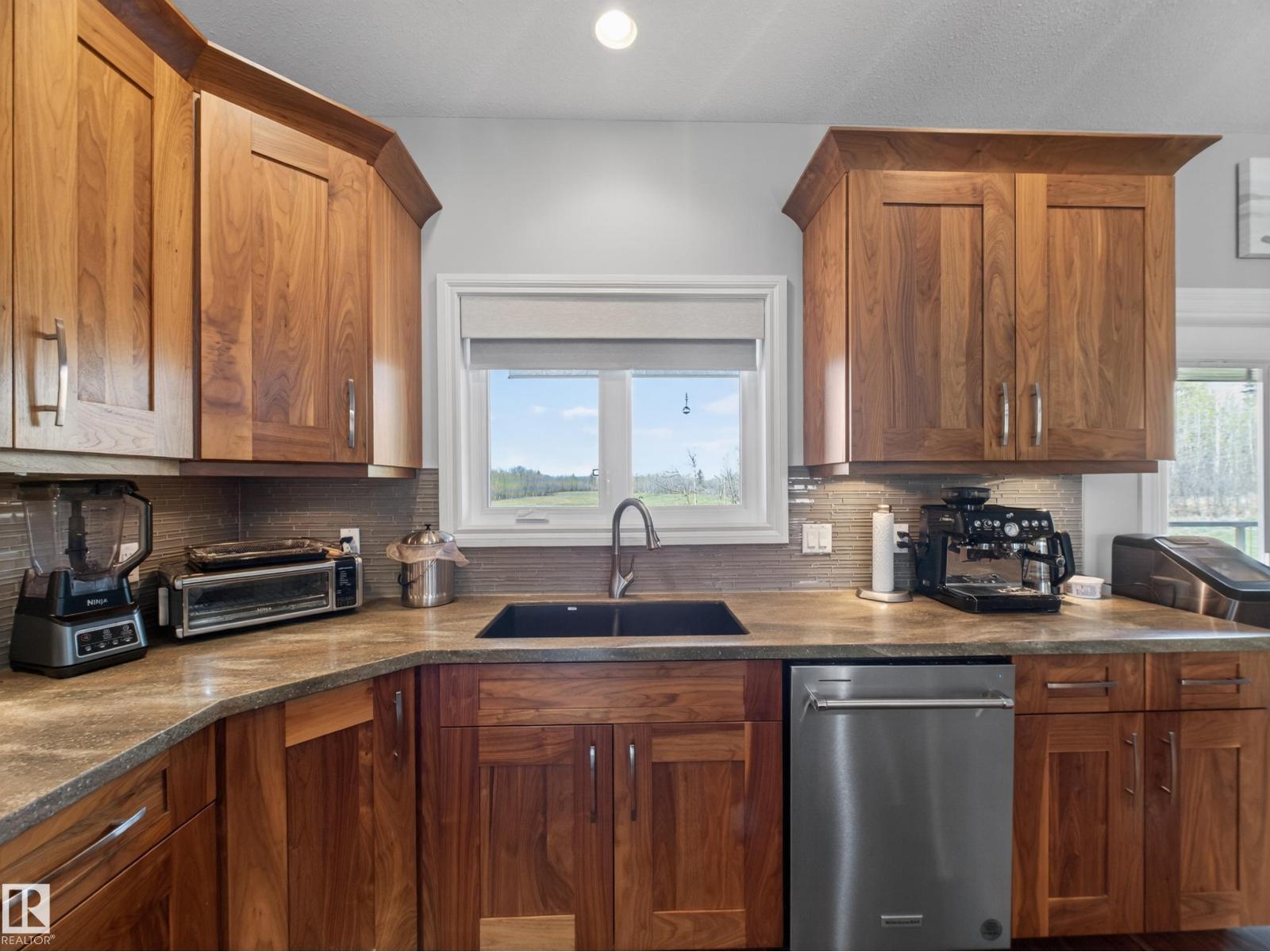52138 RGE ROAD 215, Rural Strathcona County