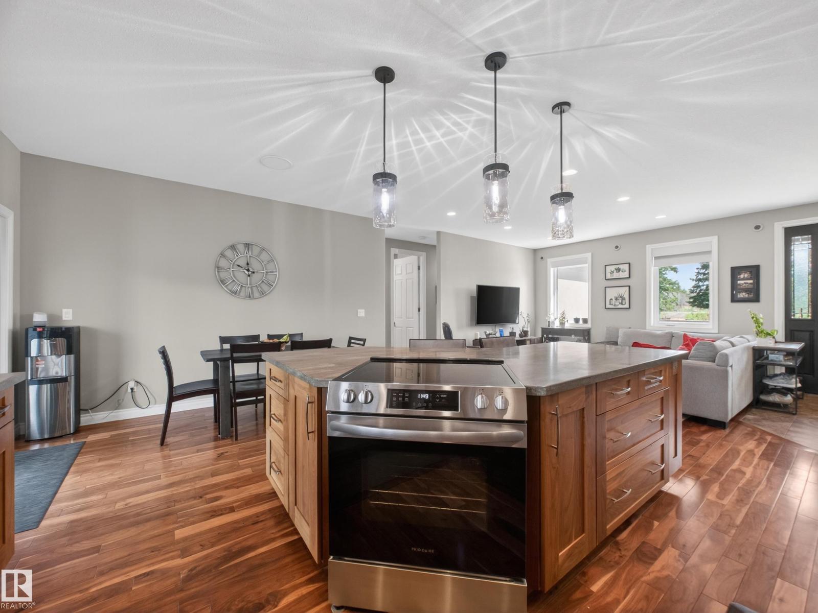 52138 RGE ROAD 215, Rural Strathcona County