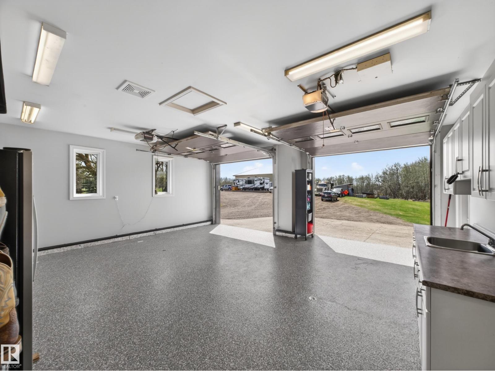 52138 RGE ROAD 215, Rural Strathcona County