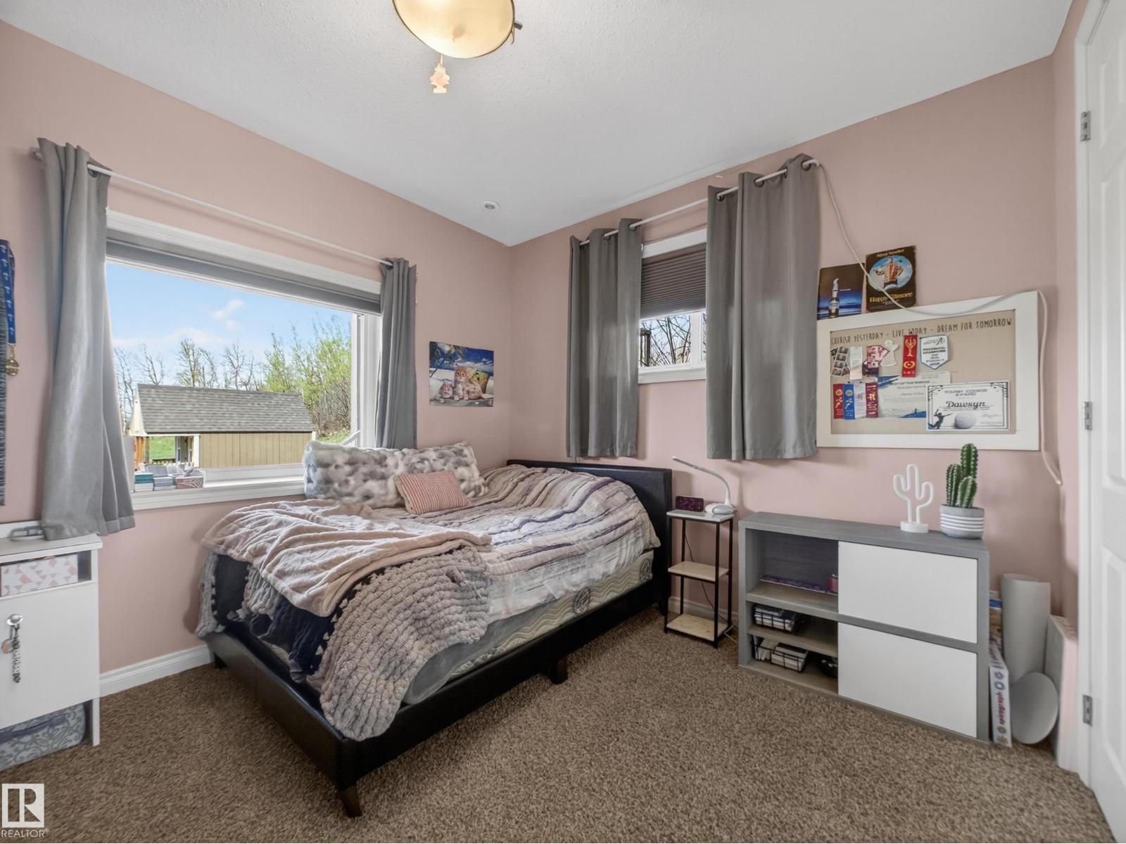 52138 RGE ROAD 215, Rural Strathcona County