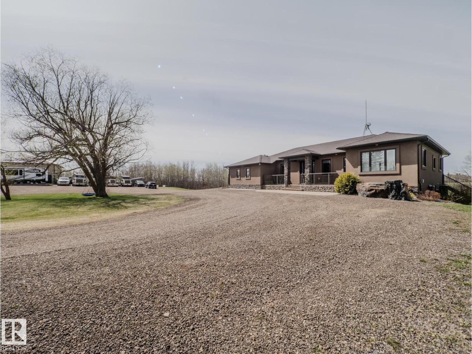 52138 RGE ROAD 215, Rural Strathcona County