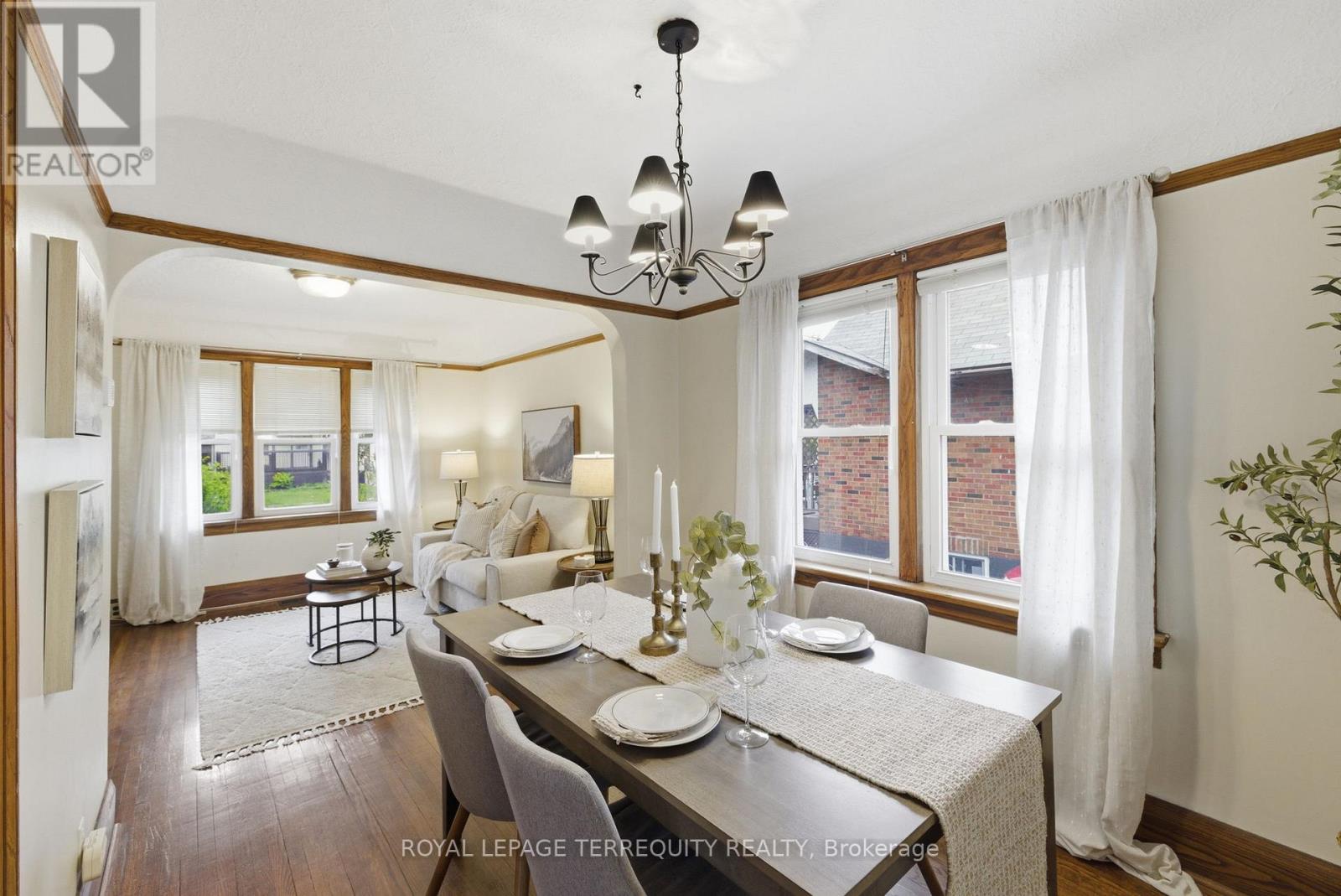 253 OSHAWA BOULEVARD S - 18