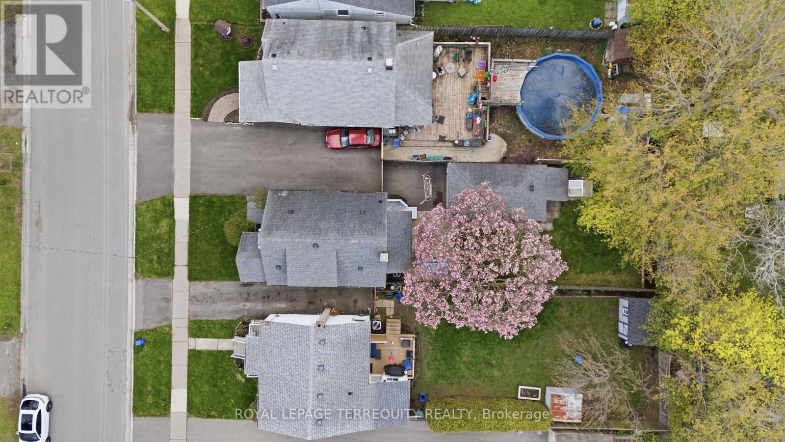 253 OSHAWA BOULEVARD S - 3