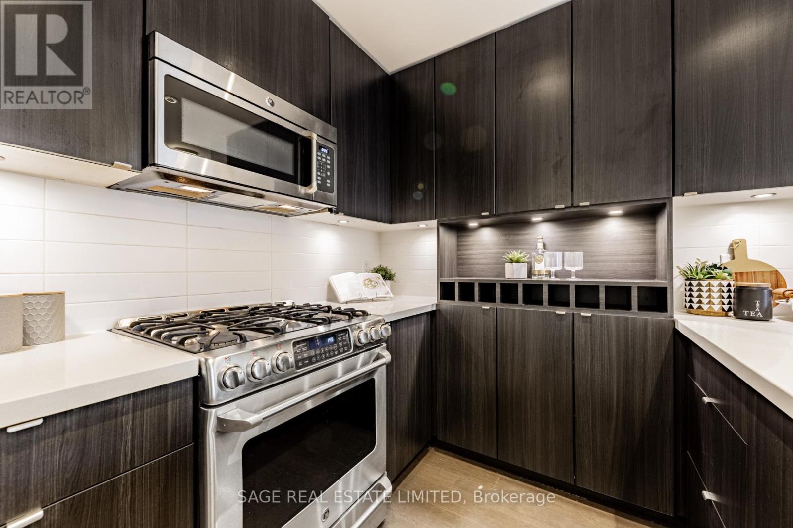 #213 88 COLGATE AVENUE - Image 3