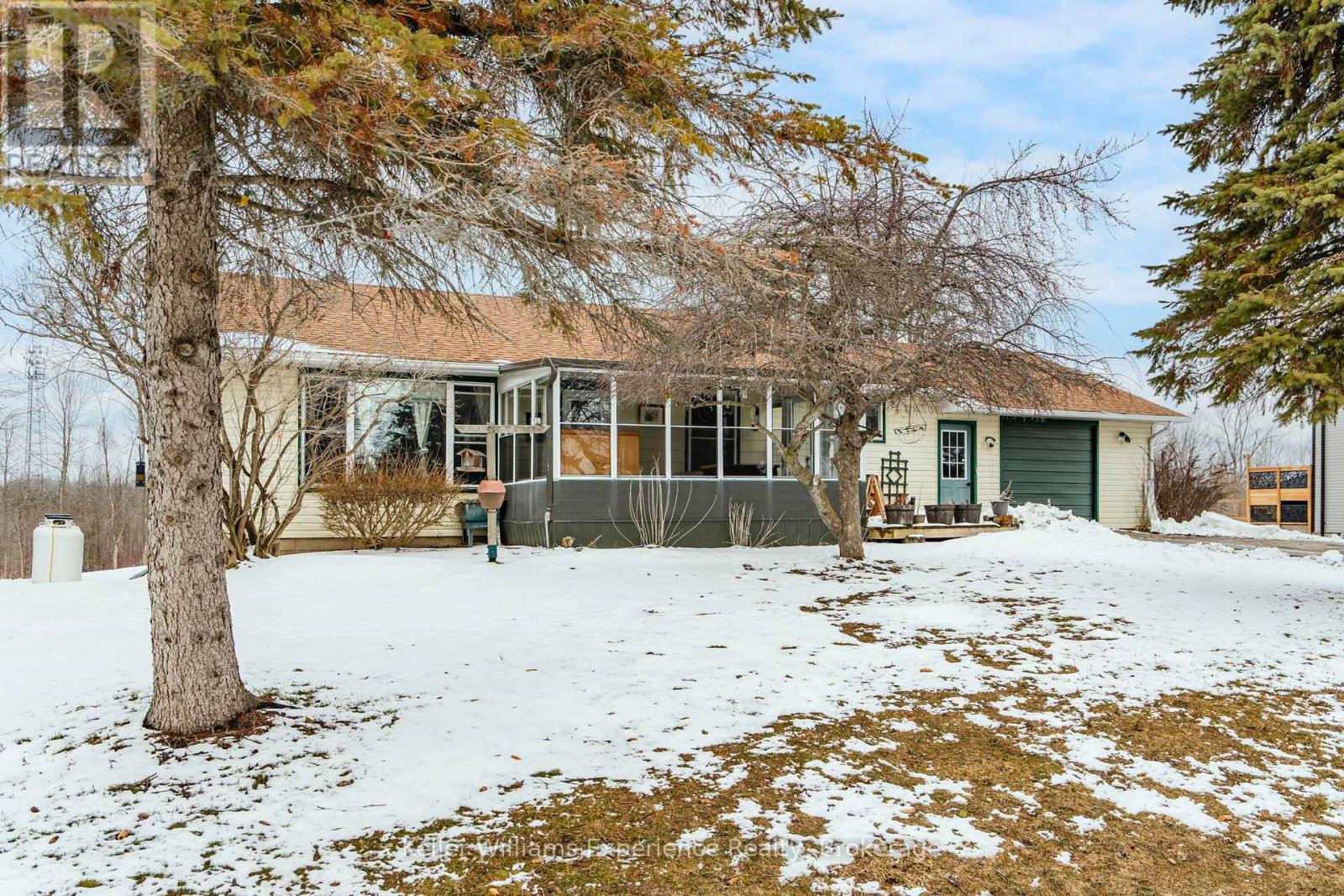 3928 EDGEHILL ROAD - 2
