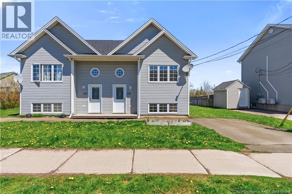 235 Glencairn Drive - 1