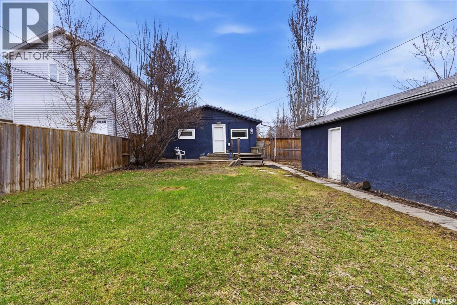 445 U AVENUE S - 23