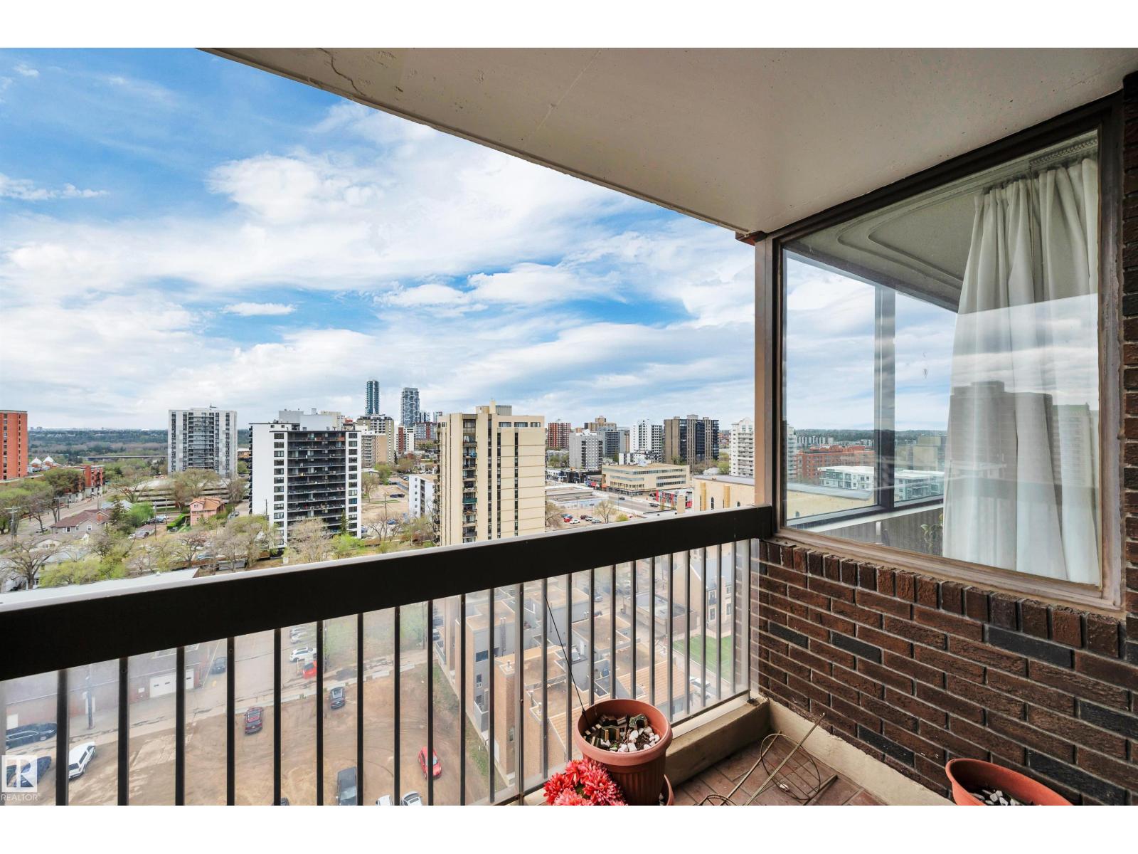 #1603 10025 113 ST NW - 19