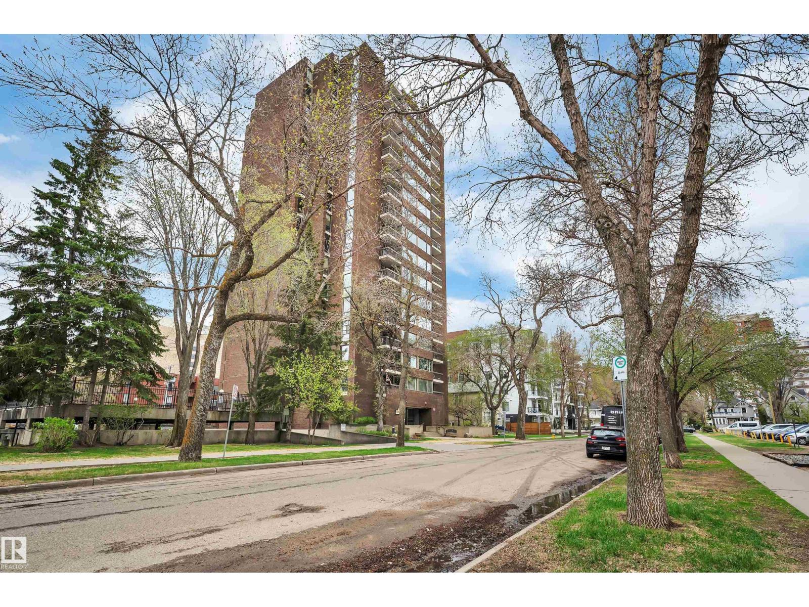 #1603 10025 113 ST NW - 43