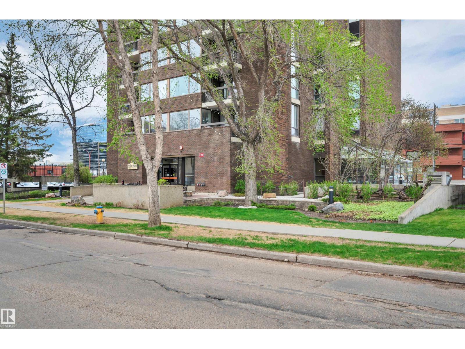 #1603 10025 113 ST NW - 45