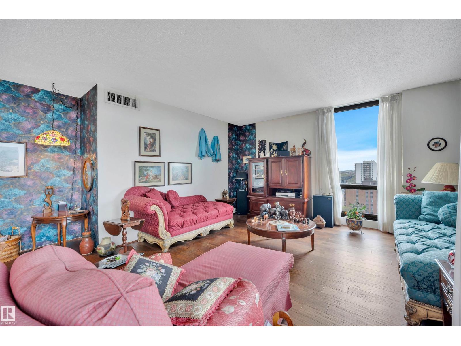#1603 10025 113 ST NW - 13