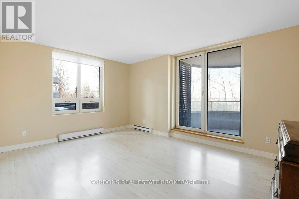 #103 3099 CARLING AVENUE - 25